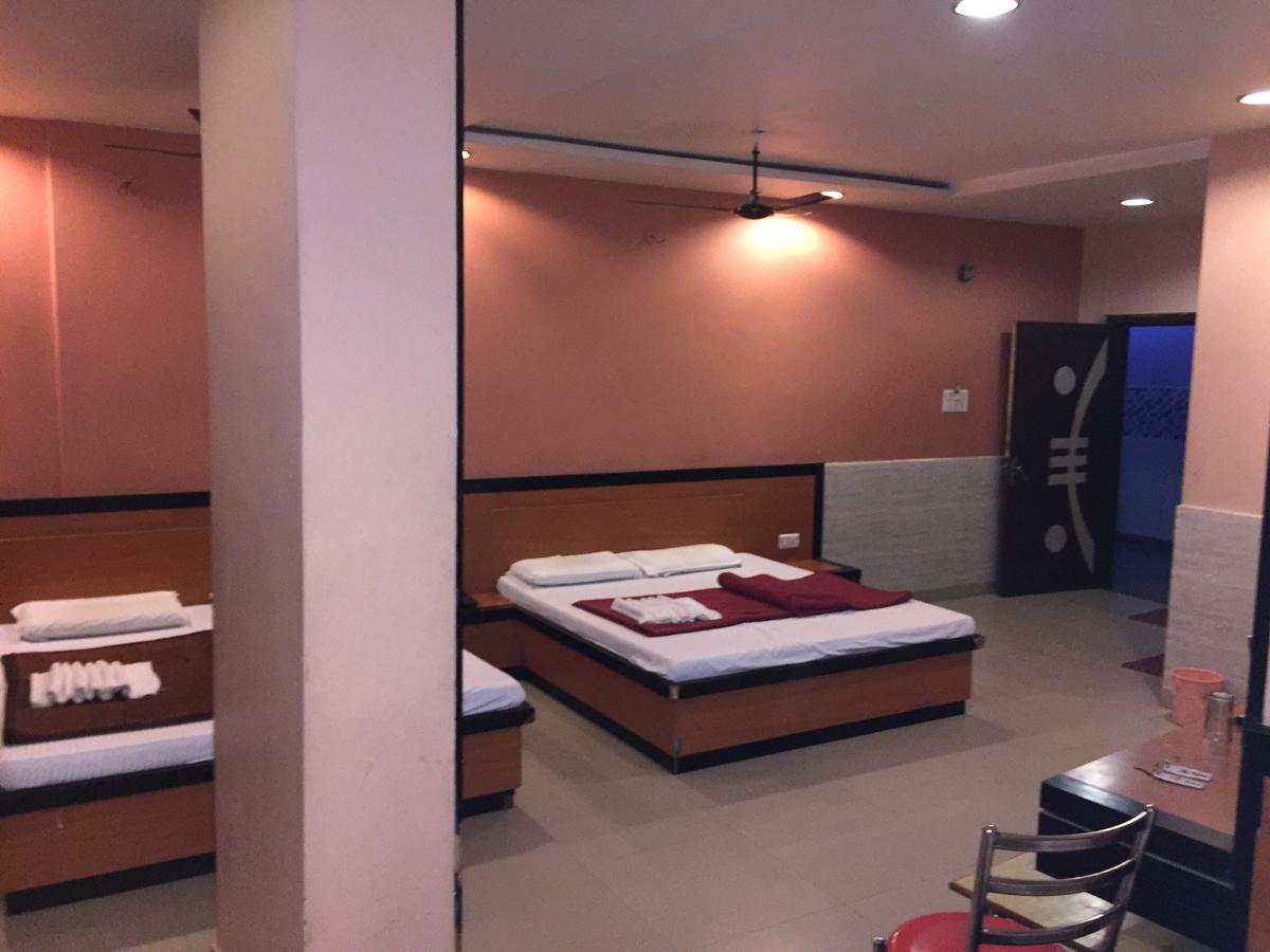 Hotel Pakeeza Аджмер Экстерьер фото